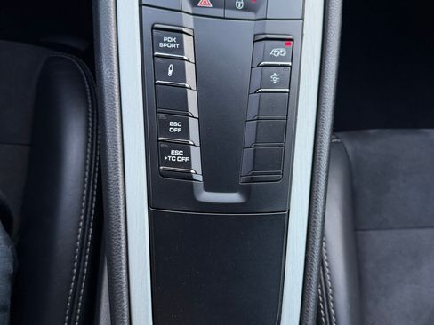 Used 2018 Porsche 911 GT3 image 15