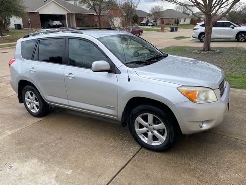 Used 2007 Toyota RAV4 Limited image 2