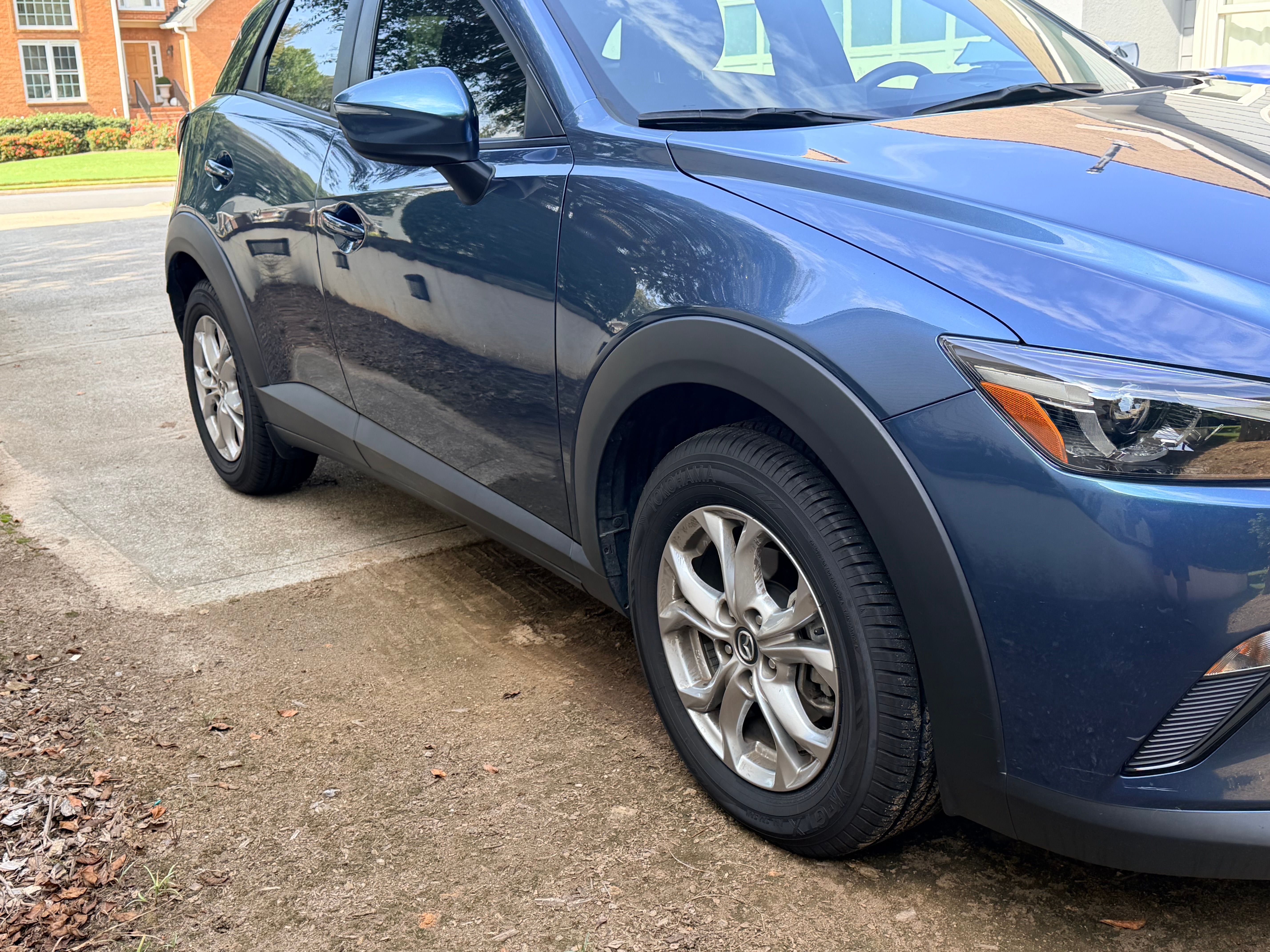 Used 2019 MAZDA CX-3 Sport w/ Sport I-ACTIVSENSE Package FWD image 2