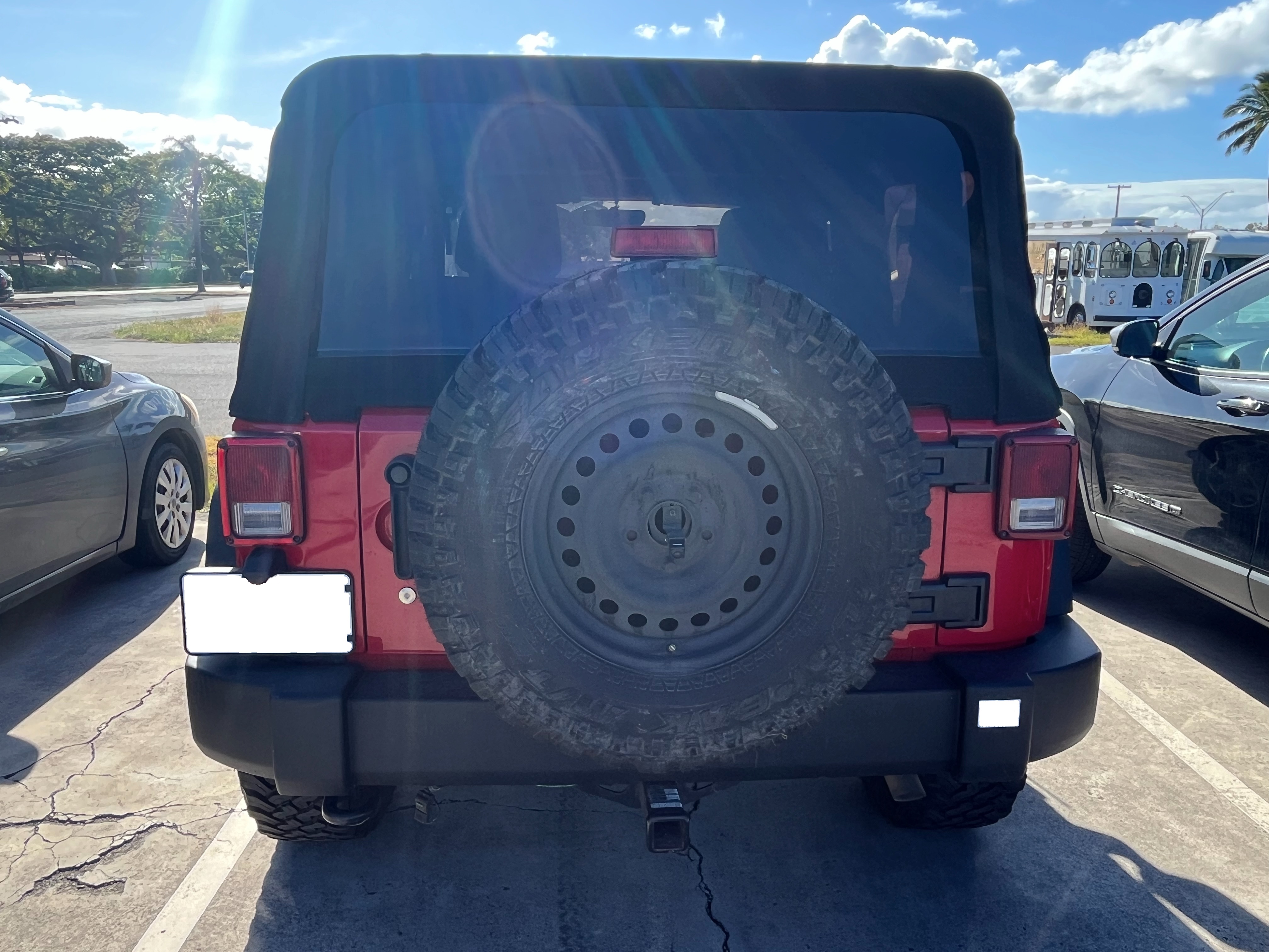 Used 2012 Jeep Wrangler Sport w/ Connectivity Group AWD/4WD image 8