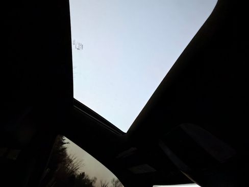 Used 2023 Dodge Charger GT w/ Plus Group image 10