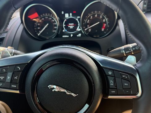 Used 2020 Jaguar F-TYPE R AWD/4WD image 10