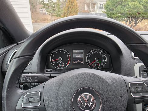 Used 2012 Volkswagen Eos Lux image 24