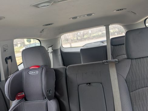 Used 2014 Chevrolet Traverse LS image 4