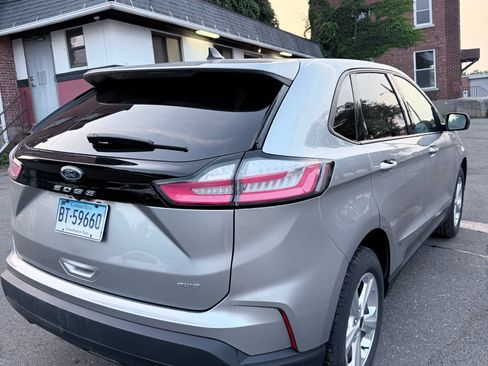 Used 2023 Ford Edge SE AWD/4WD image 10