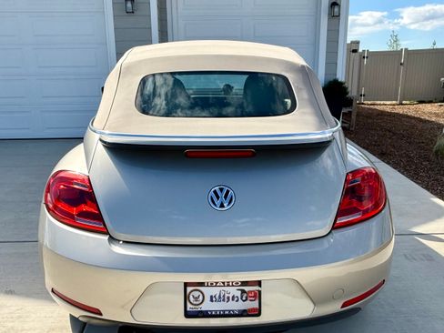 Used 2013 Volkswagen Beetle 2.5 FWD image 10