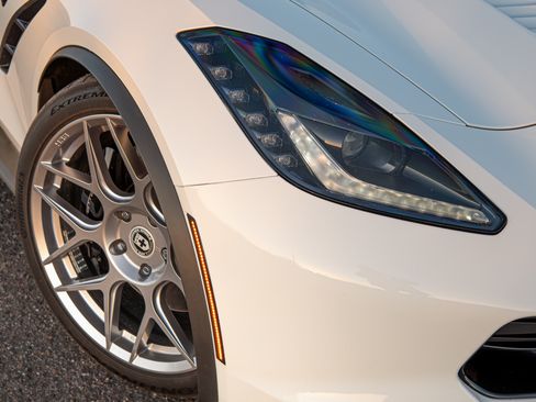 Used 2015 Chevrolet Corvette Stingray Coupe w/ 3LT Preferred Equipment Group image 6