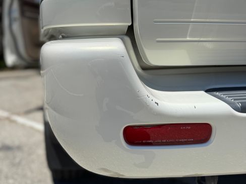 Used 1999 Lexus LX 470 4WD image 9