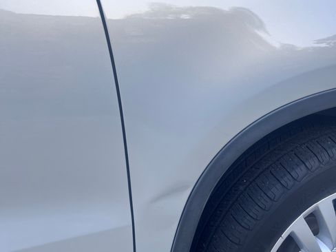 Used 2014 Volkswagen Tiguan S image 11