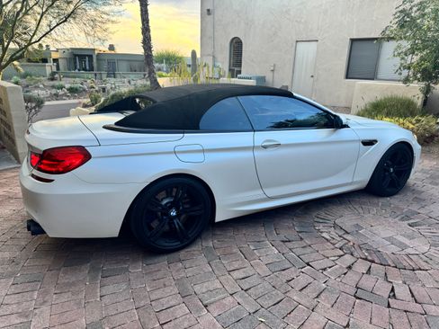 Used 2016 BMW M6 Convertible image 26