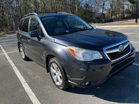 Used 2015 Subaru Forester 2.5i Limited image 2