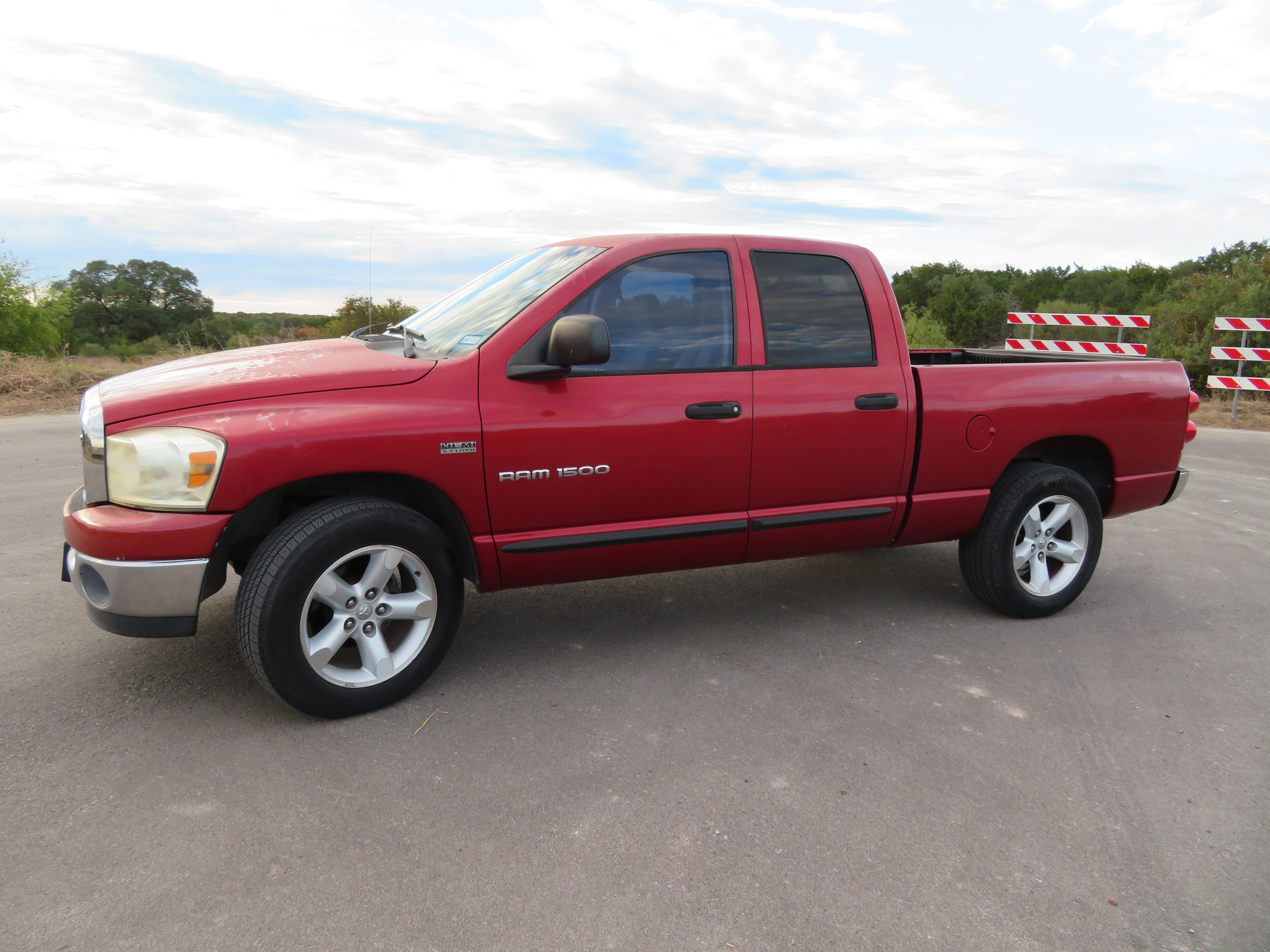 Used 2007 Dodge Ram 1500 Truck SLT RWD image 1