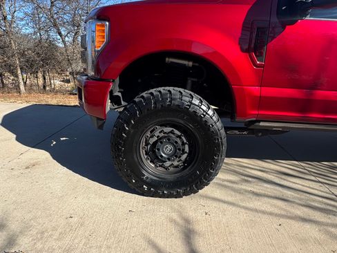 Used 2018 Ford F250 Platinum w/ Platinum Ultimate Package image 31