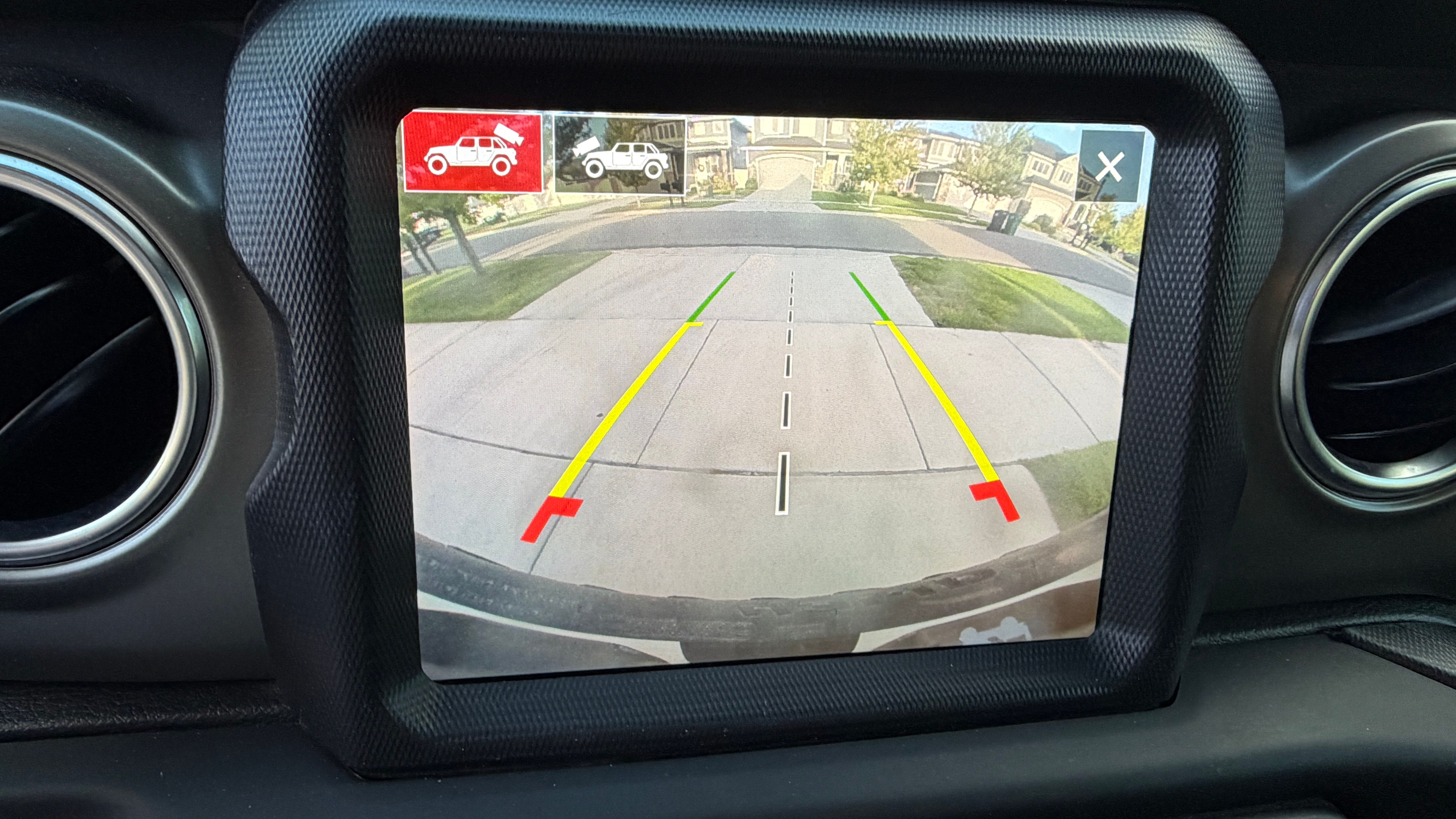Used 2021 Jeep Wrangler Unlimited Rubicon 4xe w/ Safety Group AWD/4WD image 9