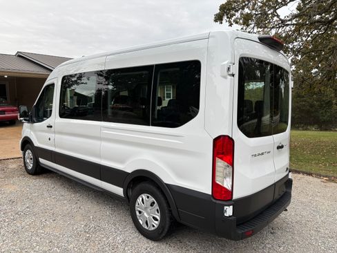 Used 2022 Ford Transit 350 XLT image 5