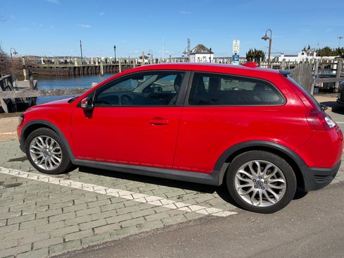 Used 2009 Volvo C30 FWD image 1