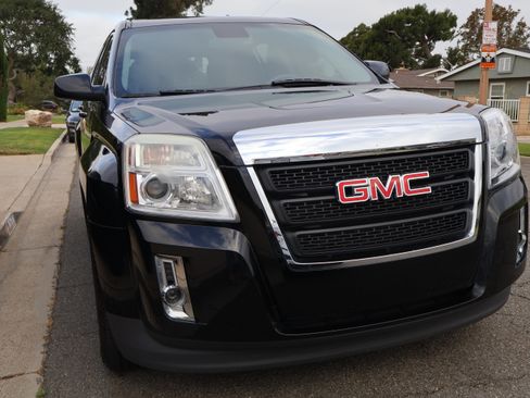 Used 2015 GMC Terrain SLE FWD image 5