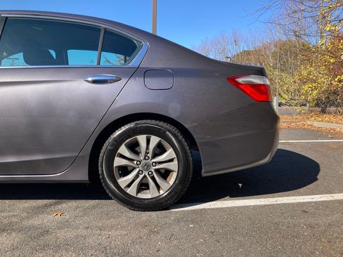 Used 2014 Honda Accord LX image 23