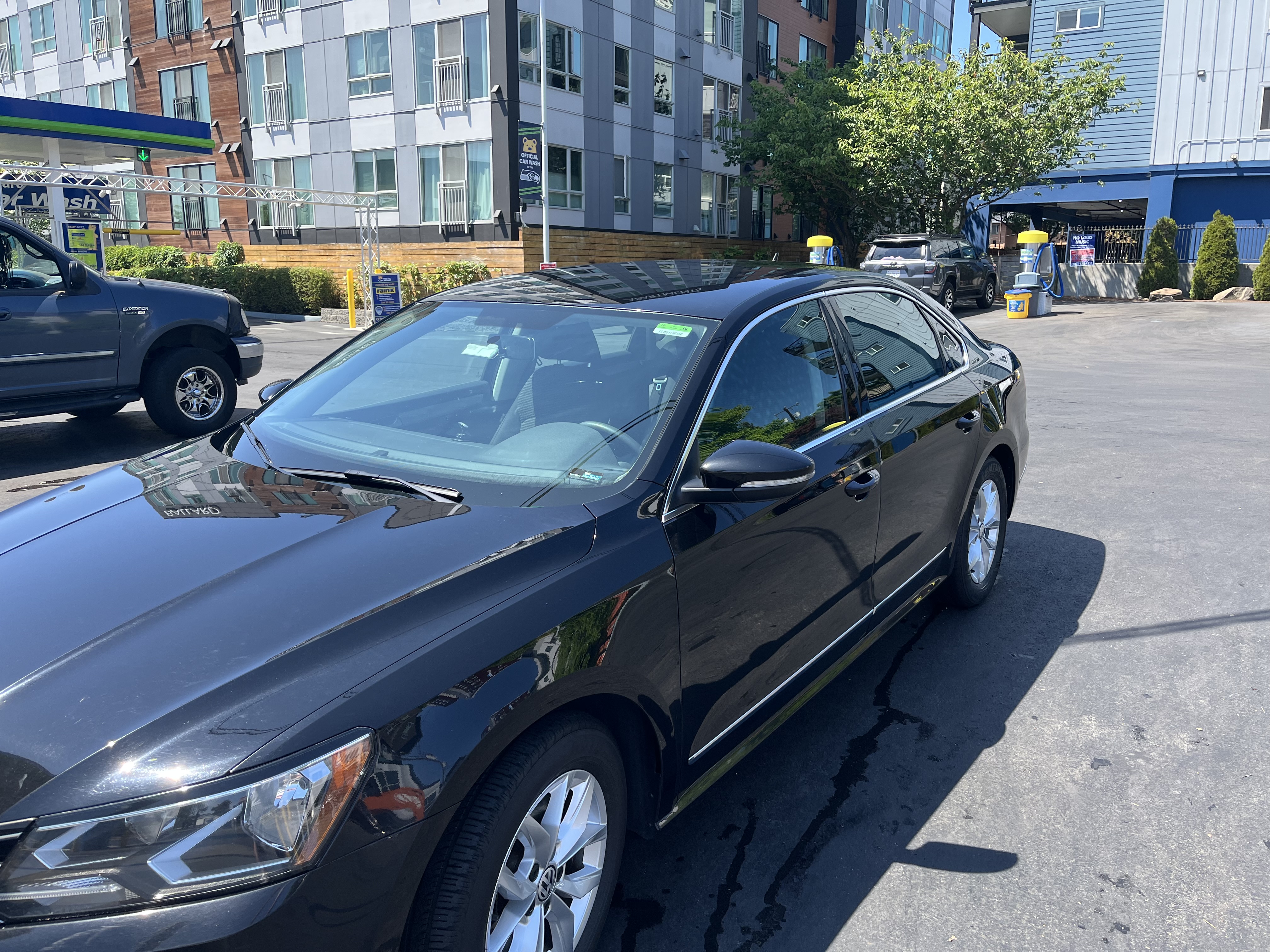 Used 2016 Volkswagen Passat 1.8T S FWD image 1