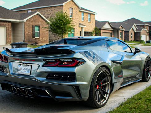Used 2023 Chevrolet Corvette Z06 image 11
