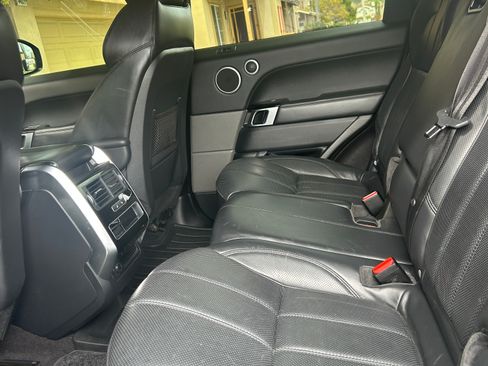Used 2016 Land Rover Range Rover Sport HSE image 10