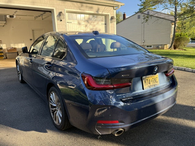Used 2023 BMW 330e xDrive w/ Premium Package AWD/4WD image 6