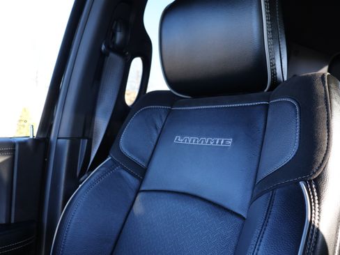 Used 2024 RAM 3500 Laramie w/ Night Edition image 27