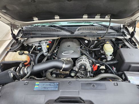 Used 2006 GMC Sierra 1500 SLE w/ Light Duty Power Package image 12