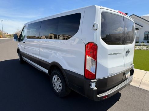 Used 2023 Ford Transit 350 XLT RWD image 4
