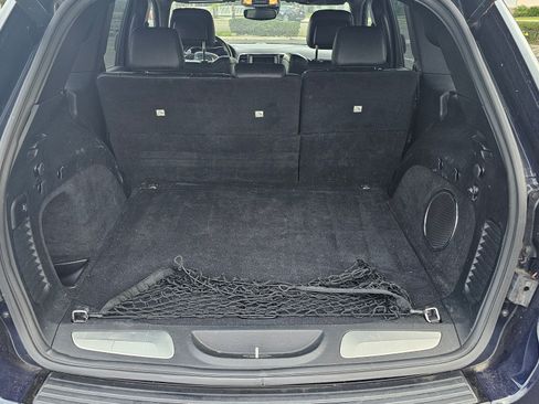 Used 2018 Jeep Grand Cherokee SRT image 17