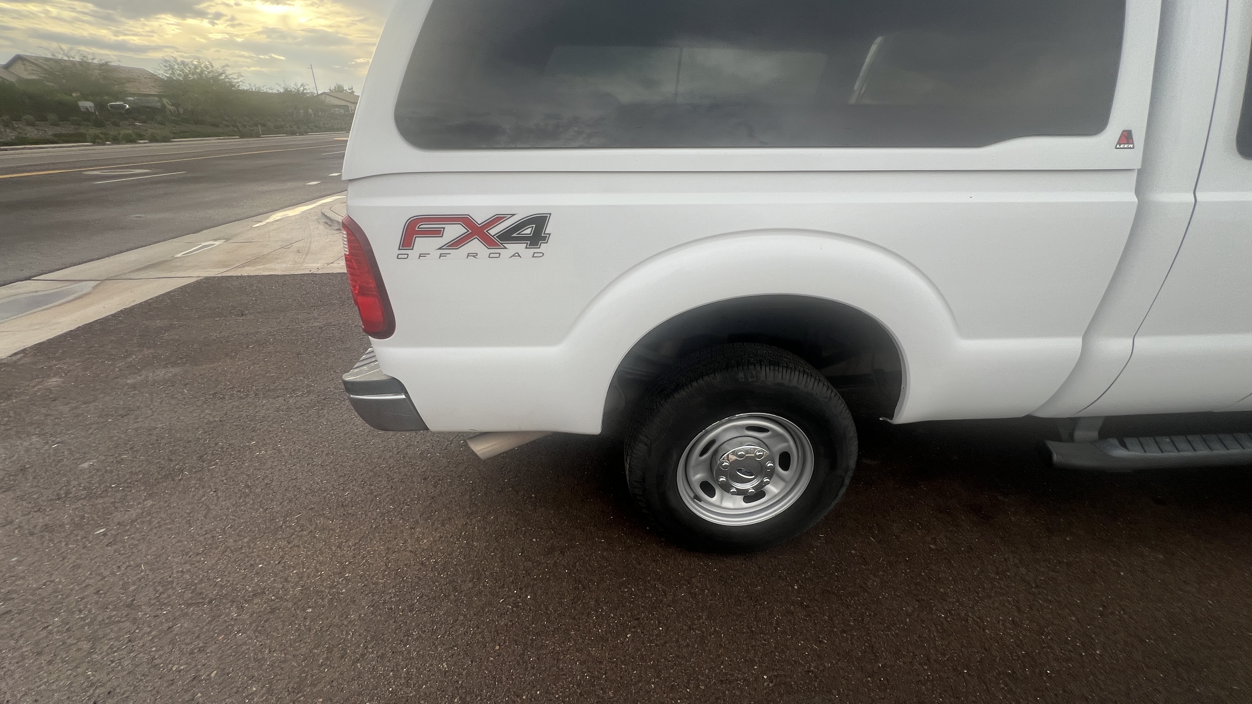 Used 2016 Ford F250 XL w/ XL Appearance Package AWD/4WD image 8