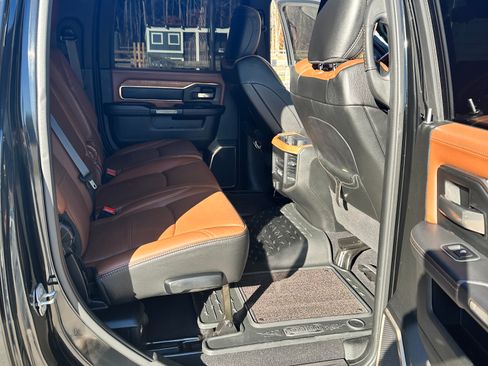 Used 2021 RAM 2500 Limited image 13