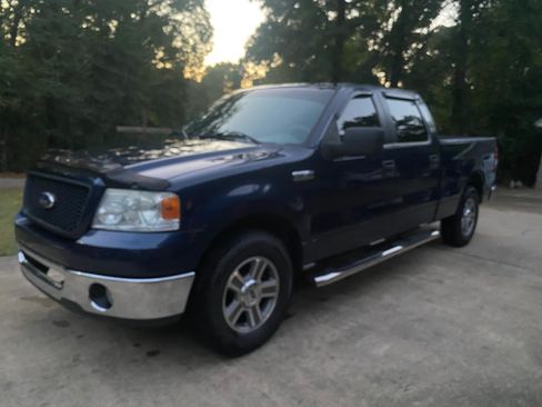 Used 2006 Ford F150 XLT image 1