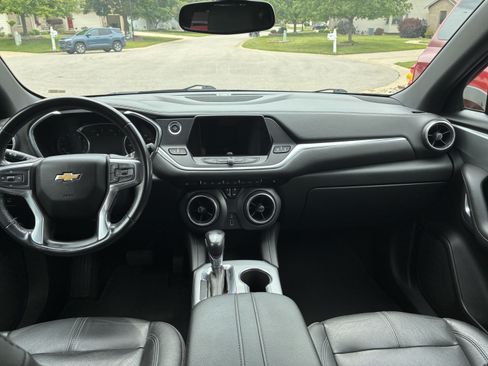 Used 2020 Chevrolet Blazer LT FWD image 11