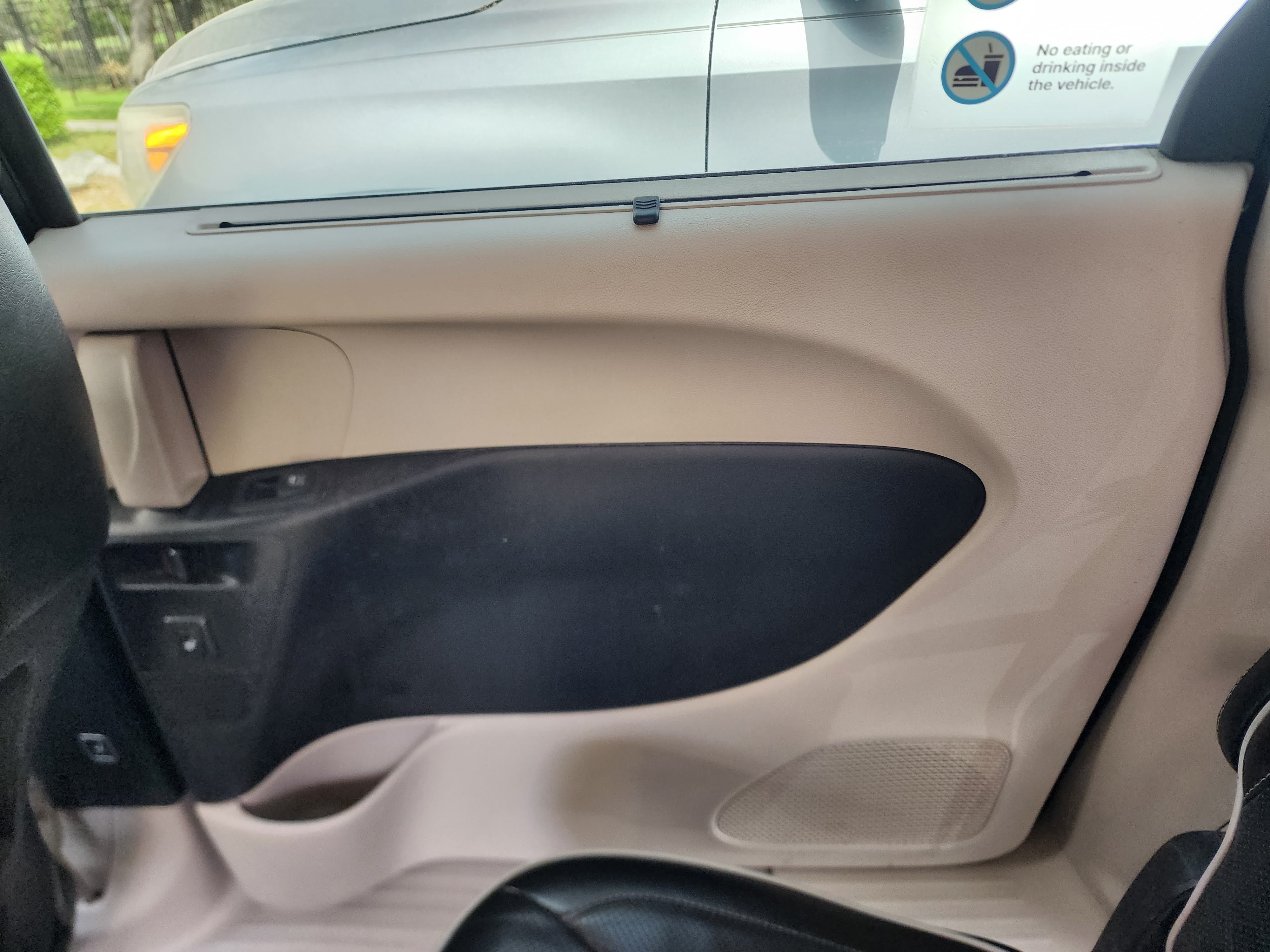 Used 2022 Chrysler Pacifica Limited FWD image 17