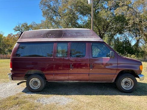 Used 2007 Ford E-350 and Econoline 350 XL image 2