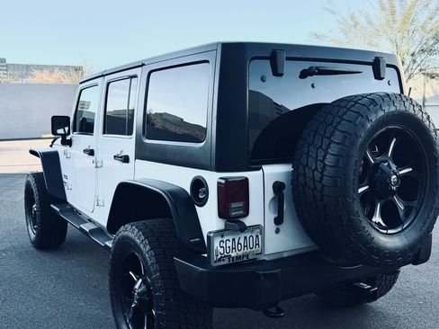 Used 2013 Jeep Wrangler Unlimited Sport image 4