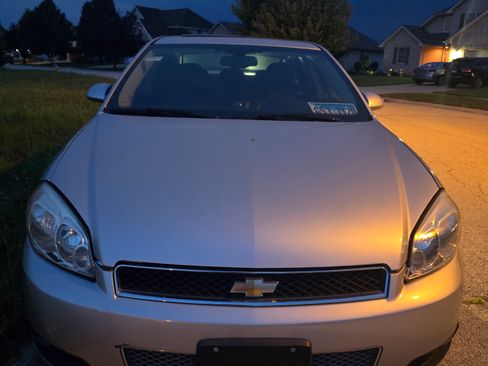 Used 2008 Chevrolet Impala SS w/ Convenience Package image 4