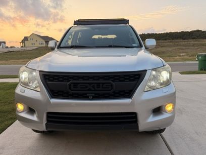 Used 2011 Lexus LX 570 4WD w/ Luxury Pkg