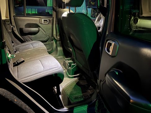 Used 2021 Jeep Wrangler Unlimited Sport image 5