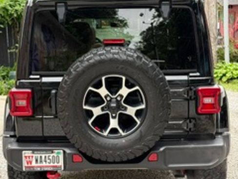 Used 2021 Jeep Wrangler Unlimited Rubicon AWD/4WD image 11
