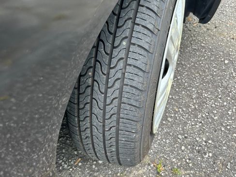 Used 2007 Toyota Corolla CE image 11