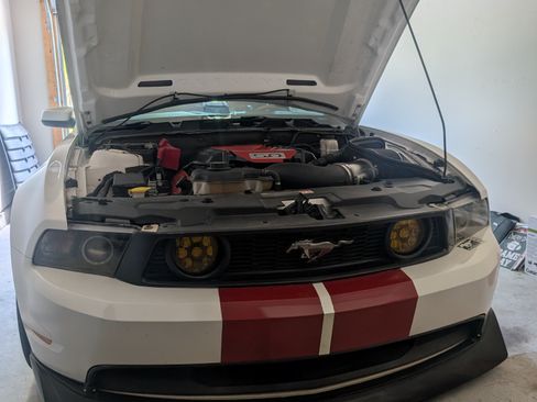 Used 2012 Ford Mustang GT Premium image 8