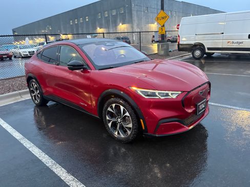 Used 2021 Ford Mustang Mach-E Premium AWD/4WD image 9