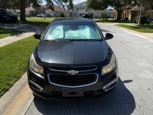 Used 2016 Chevrolet Cruze LT w/ Technology Package image 2
