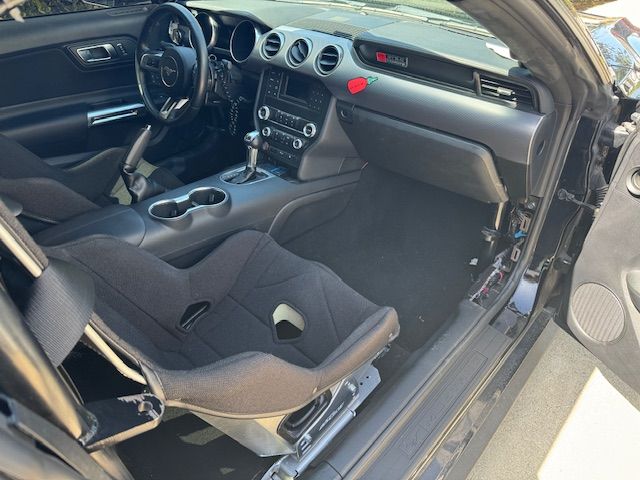 Used 2019 Ford Mustang GT RWD image 11