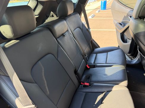 Used 2017 Hyundai Santa Fe Sport image 18