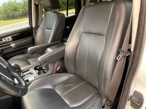 Used 2013 Land Rover LR4 HSE LUX AWD/4WD image 12