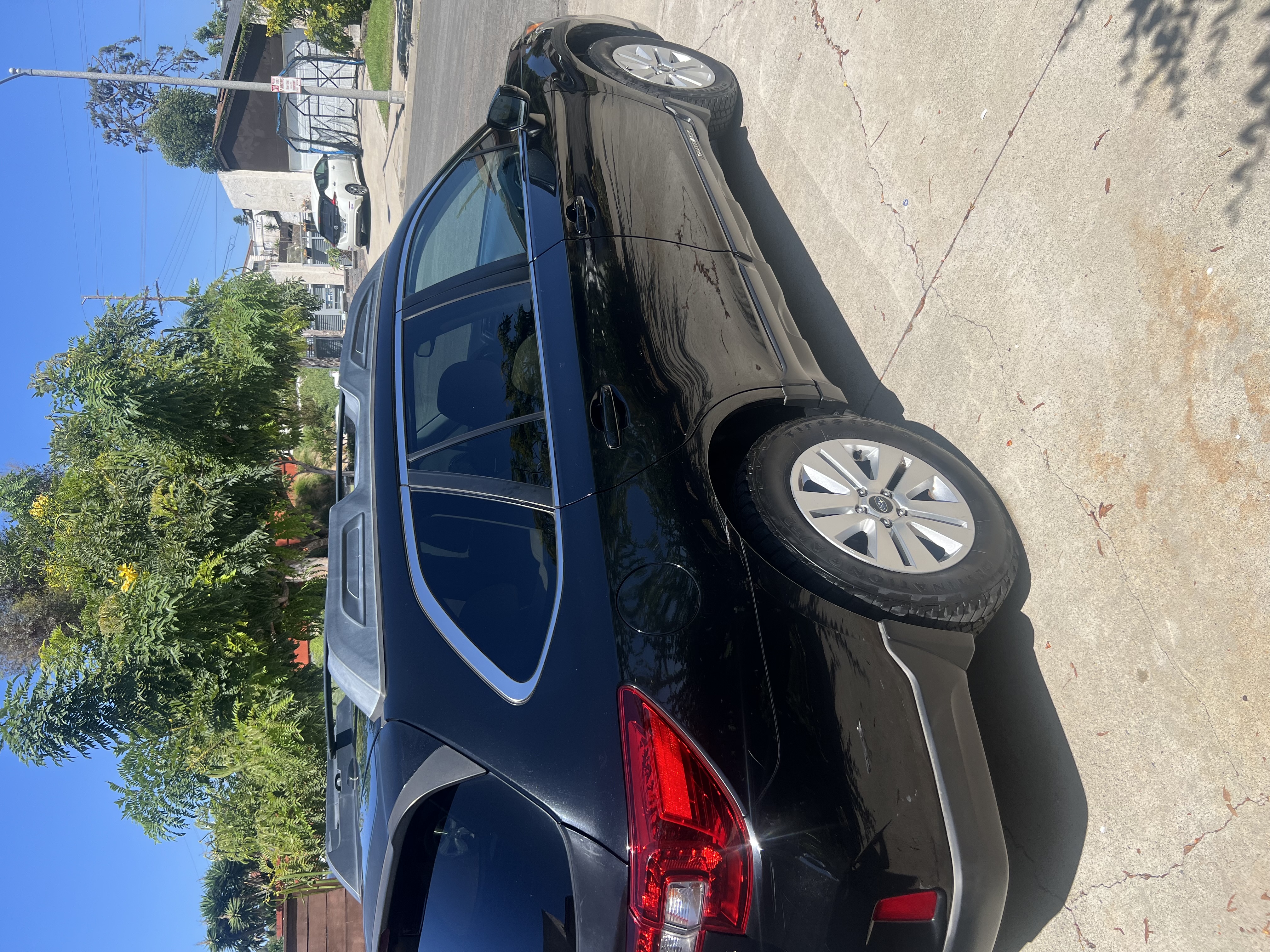 Used 2015 Subaru Outback 2.5i Premium w/ Popular Package #2 AWD/4WD image 1