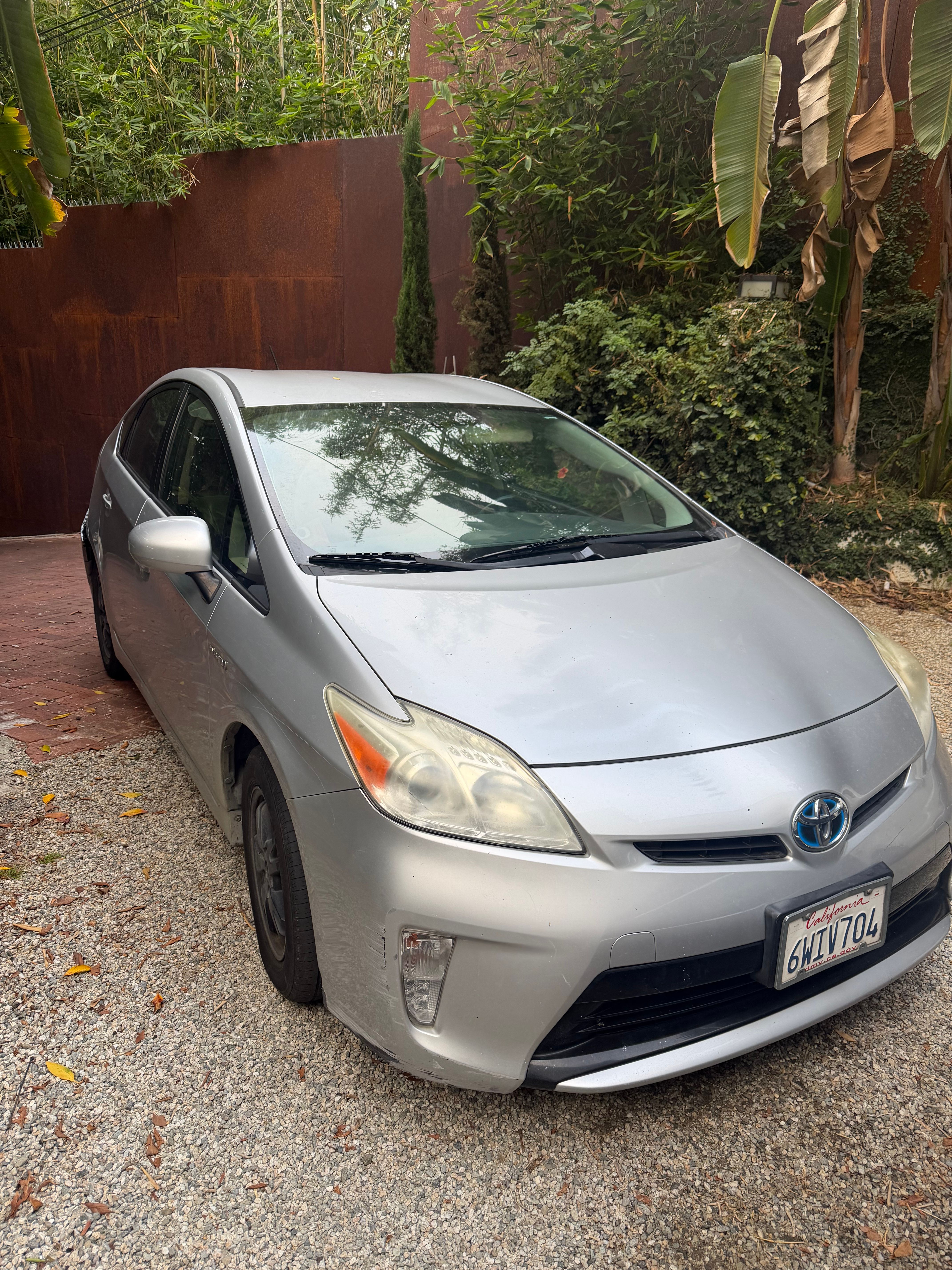 Used 2012 Toyota Prius Four FWD image 2
